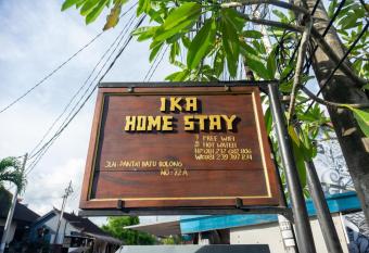 Ika Homestay has Balcony rooms