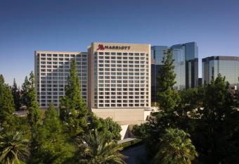 Warner Center Marriott Woodland Hills has Balcony rooms