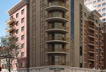 Courtyard by Marriott Downtown Memphis has Balcony rooms