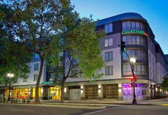 Courtyard by Marriott Oakland Downtown allows 18 year olds to book a room