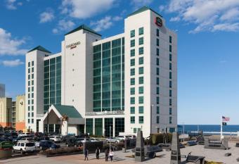 Courtyard Virginia Beach Oceanfront/South has Balcony rooms