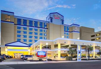 Fairfield Inn & Suites by Marriott Virginia Beach Oceanfront has Balcony rooms