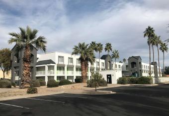 Revival Scottsdale Studios has Balcony rooms