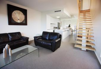 Charlestown Executive Apartments has Balcony rooms