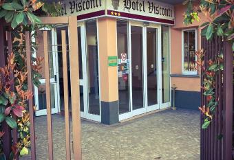 Hotel Visconti has Balcony rooms