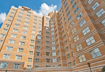 Residence Inn Arlington Rosslyn allows 18 year olds to book a room