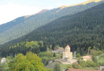 Jeiran Japaridze s Guesthouse has Balcony rooms