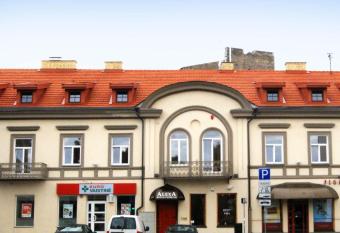 Alexa Old Town allows 18 year olds to book a room