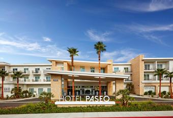 Hotel Paseo Autograph Collection has Balcony rooms