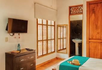 Casa D  Remedios La Bella Hotel Boutique has Balcony rooms