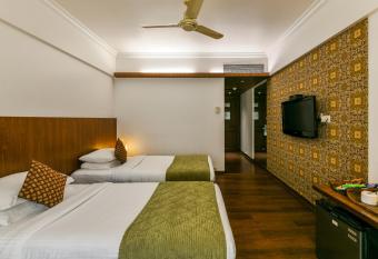 The Paradise By Tunga allows 18 year olds to book a room