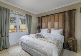 Caribbean Estates Villa Caylee allows 18 year olds to book a room