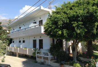 Studio Stella has Balcony rooms