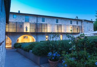 Nun Assisi Relais & Spa Museum has Balcony rooms