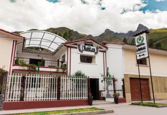 Hotel Los Laureles has Balcony rooms