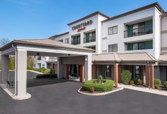 Courtyard by Marriott Asheville has Balcony rooms