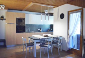 Appartamenti Ladina has Balcony rooms