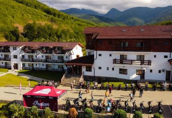 Hanul Patrisiei has Balcony rooms