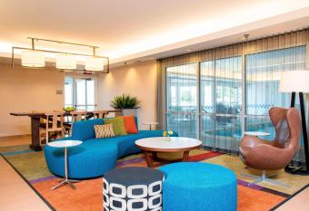 Fairfield Inn & Suites by Marriott Bloomington allows 18 year olds to book a room