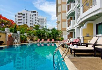 Best Beach Villa has Balcony rooms