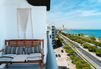Just a Seaview Apt. * Top Location * City Center * has Balcony rooms
