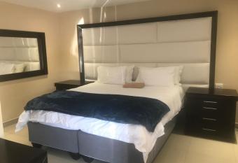 1 OAK Resort has Balcony rooms