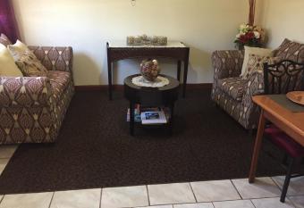 Sagusta Gardens NCA has Balcony rooms