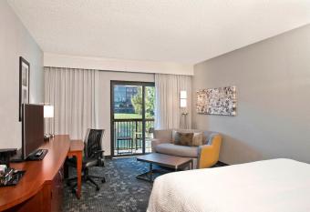 Courtyard by Marriott Charlotte Ballantyne has Balcony rooms