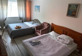 K65, Nice 1-bedroom apartment - 2 big beds has Balcony rooms