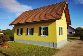 Ferienhaus Raiter S  dsteiermark has Balcony rooms