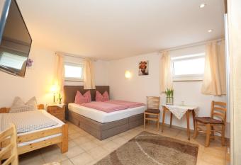 Pension Bergsee has Balcony rooms