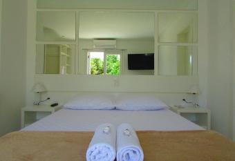 San Clemente Residence has Balcony rooms