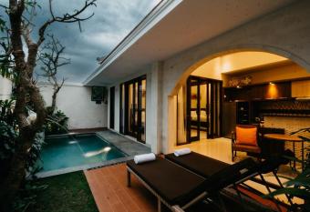 Istha Puri By Dwaraloka has Balcony rooms