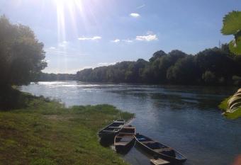 Holiday Home Nina Petrinja has rooms with a private hot tub
