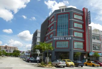 Hotel 138 @ Bestari allows 18 year olds to book a room