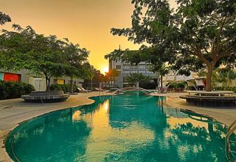 The Emerald Club ,Rajkot allows 18 year olds to book a room