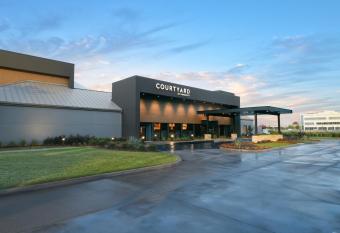 Courtyard By Marriott Dallas Dfw Airport North/Irving allows 18 year olds to book a room