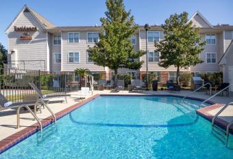 Residence Inn Houston Sugar Land/Stafford allows 18 year olds to book a room