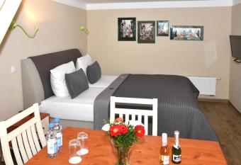 Marcel Apartments Leipzig has Balcony rooms