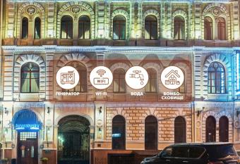 Ayvazovsky Hotel has Balcony rooms