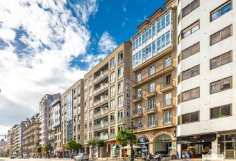 Hotel Atl  ntico Vigo has Balcony rooms