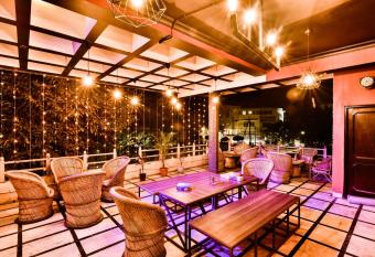 Hoztel Jaipur allows 18 year olds to book a room