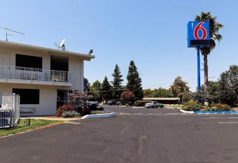 Motel 6 Chico allows 18 year olds to book a room