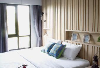 Bangkok Boutique Resort Rangsit has Balcony rooms