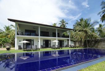 Nil Menik Villa has Balcony rooms