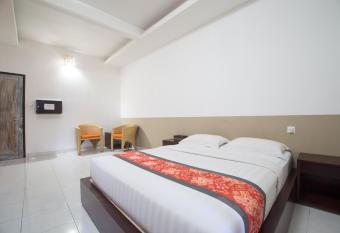 Adikara Renon has Balcony rooms