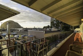 Bayfront Inn has Balcony rooms