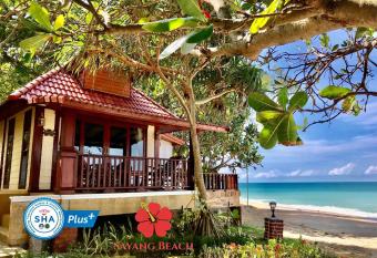 Sayang Beach Resort Koh Lanta has Balcony rooms