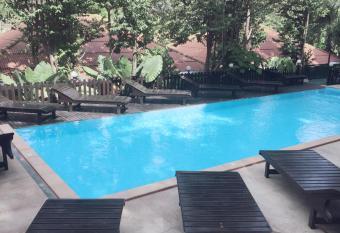 JJ Bungalow has Balcony rooms