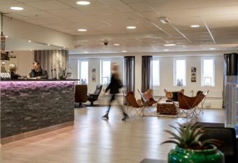 Slagsta Gate Hotell allows 18 year olds to book a room